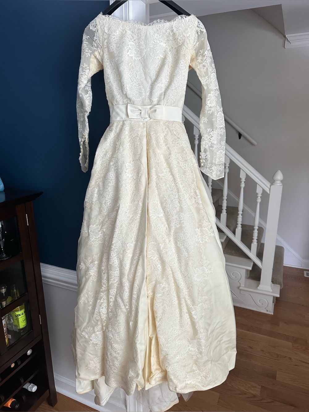 Gorgeous Vintage Boat Neck Lace Wedding Gown with Cathedral Train | XS